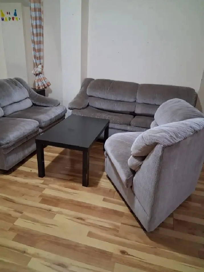 PRIVATE ROOM FOR RENT