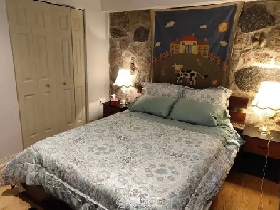 Full furnished room available All included