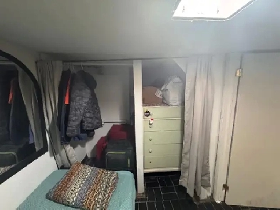 Private room- Utilities included
