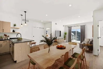 Spacious 3 Bedroom Apartment! With Fitness Centre!