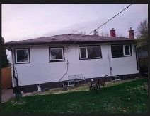Nice Furnished 2 bed,1 den,1 bath house available by June 1st.