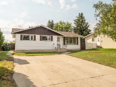 4 Bedroom Bungalow for rent on Westside