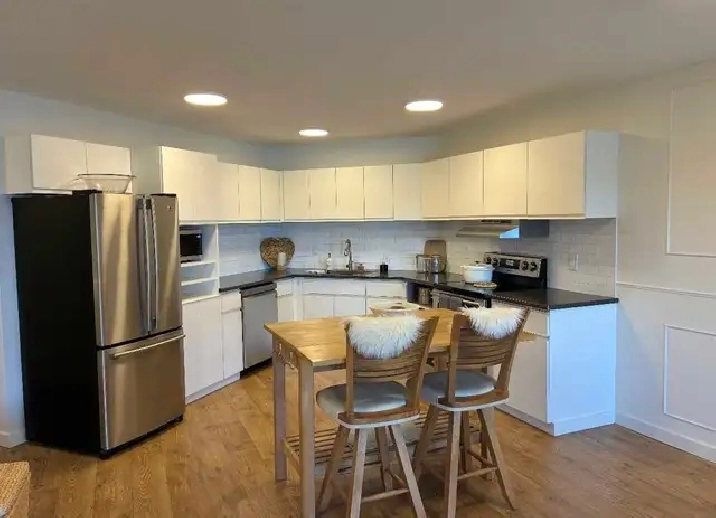 Furnished 2-Bedroom Condo- Seascape Manor