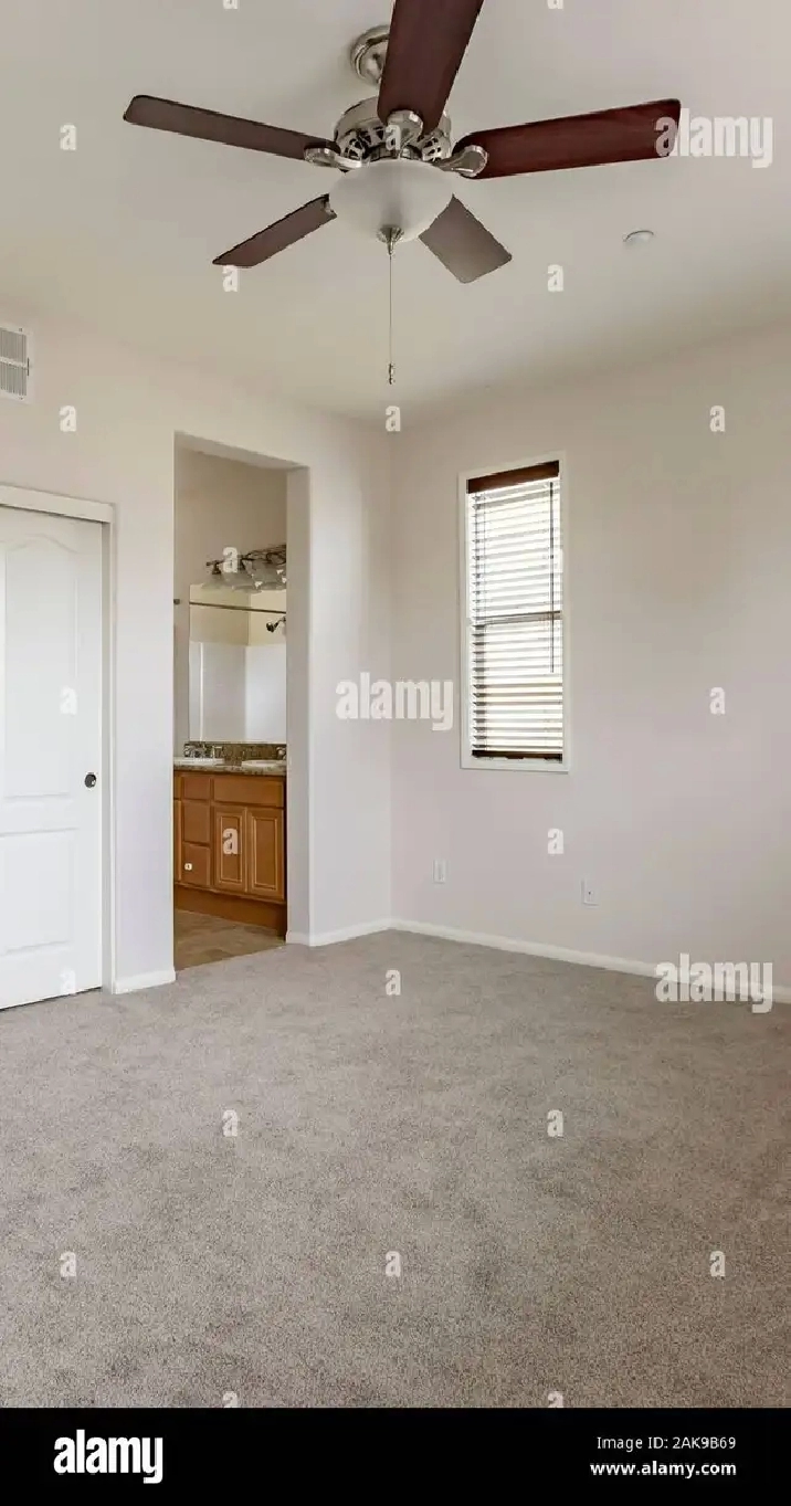 master room and private room for rent