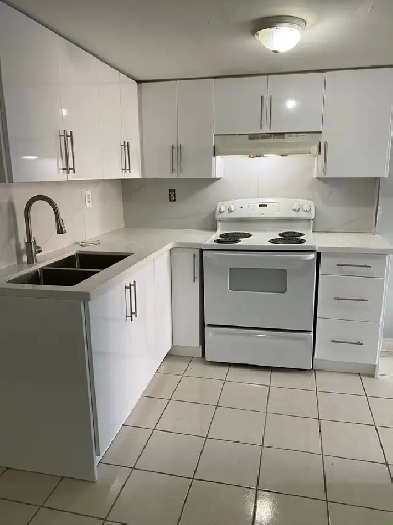 Walkout 1 bedroom Basement Heartland, Mississauga