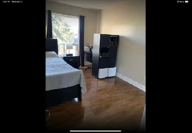 Meadowvale room for rent.