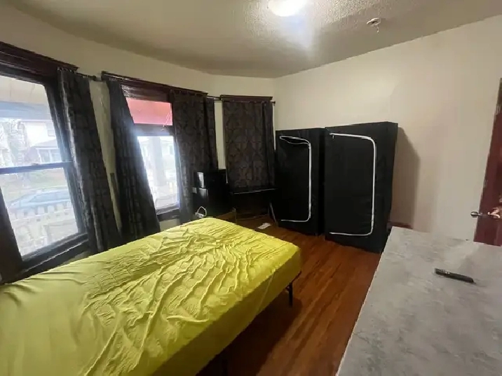 Rooms for rent
