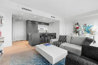 Splendide condo 3 cac et 2 sdb! Oasis de paix!