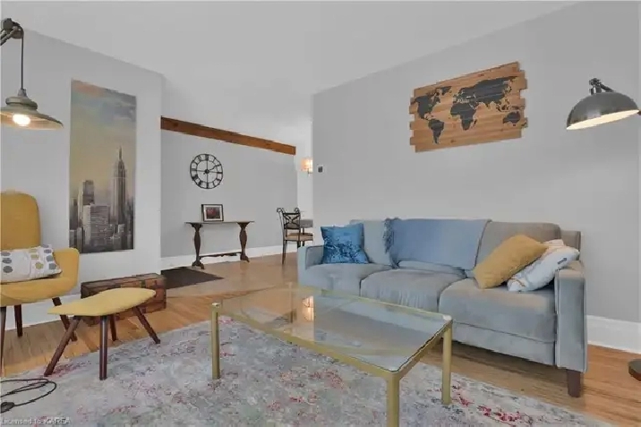 2 Bed / 1 Bath Apartment, Fully Furnished, All Inclusive