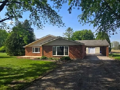 1 Acre Country Property