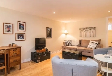 NDG: Fabulous FULLY FURNISHED all Inclusive 2 Bdrm Apartment