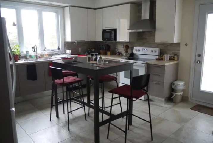 Bel appartement Parc-Extension
