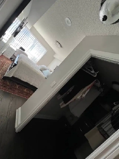 Private Furnished Master Bedroom with Ensuite Bathroom,King/John