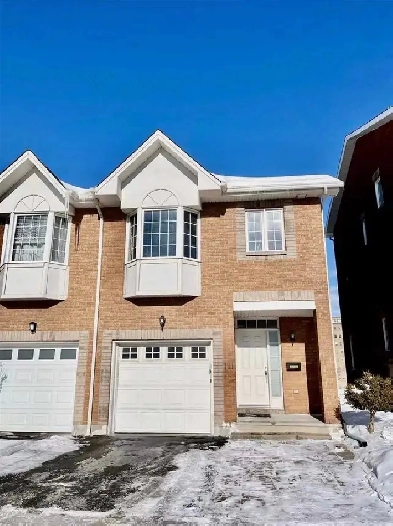 Rooms for Rent in a 4-Bedroom House Near TOH/CHEO ($745/month)