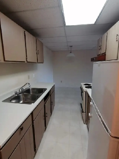 ✨ UPPER FLOOR – 2 BDRM – CAT FRIENDLY – BRIGHT & SPACIOUS ✨