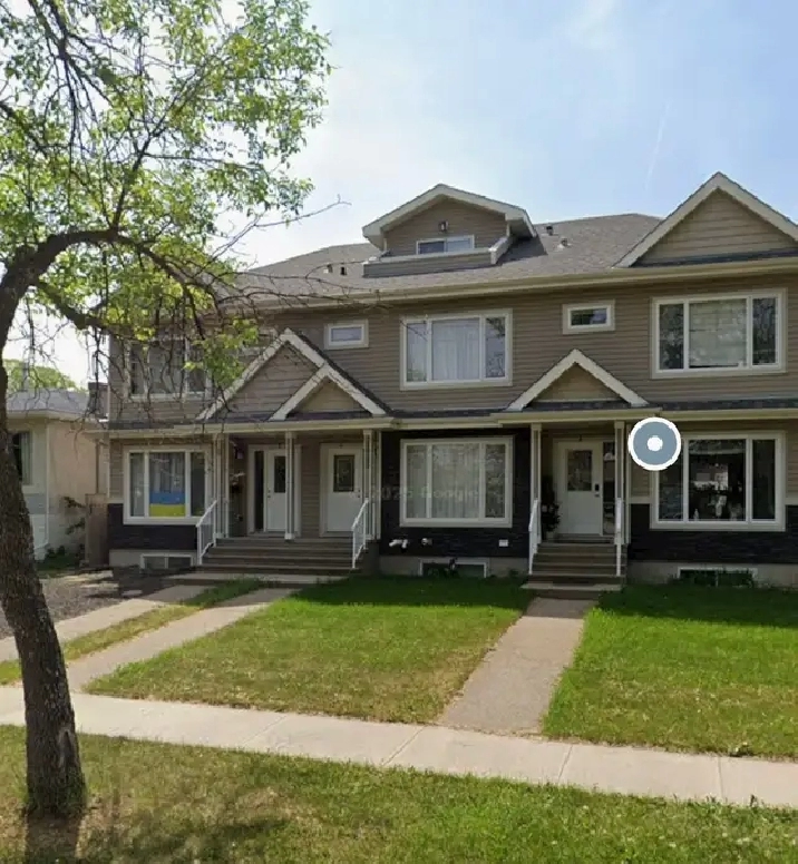 Room Rental near Whyte Ave & Bonnie Doon LRT