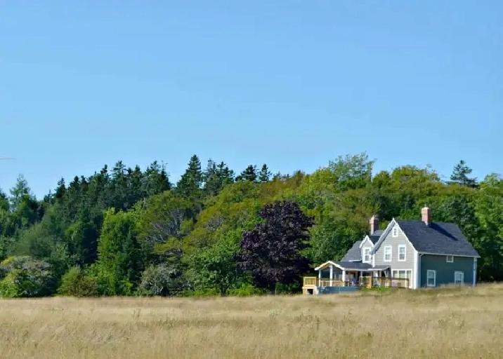 Scenic 4-Bedroom Farmhouse on 120 Acres – Baddeck, CB