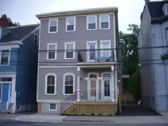 4 Bedroom Downtown Halifax | September 2026
