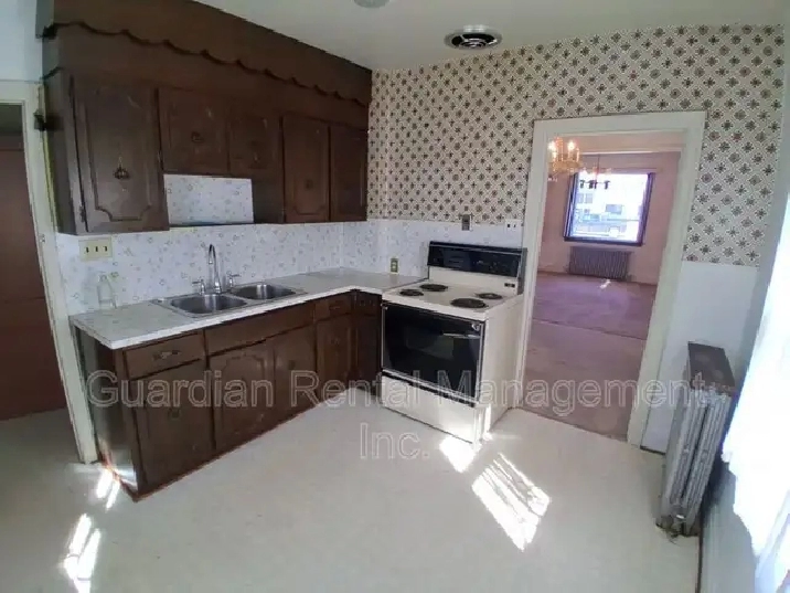 2 Bedroom, 1 Bath Home - 166 Court St. S - $2200/month