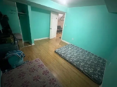 Room for rent in sharing in basement at mcvean & castlemore rd