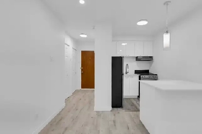 Bright 1½ NDG | Balcony · Heat & Hot Water Included $1100
