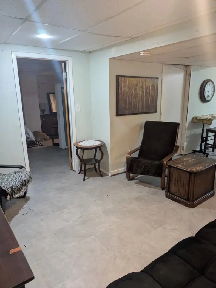 bachelor 1 bedroom