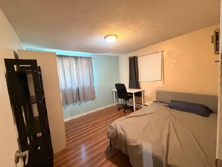 Room in Sandy Hill (All-Inclusive) – 10 Min Walk to uOttawa – Fu