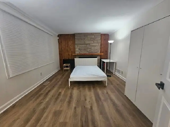 Large Furnished Bedroom (All Female Residence)