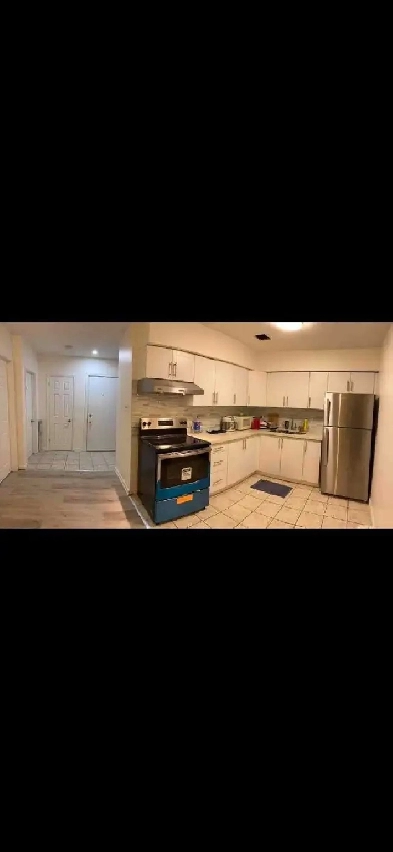 room for rent at bayview and eglinton