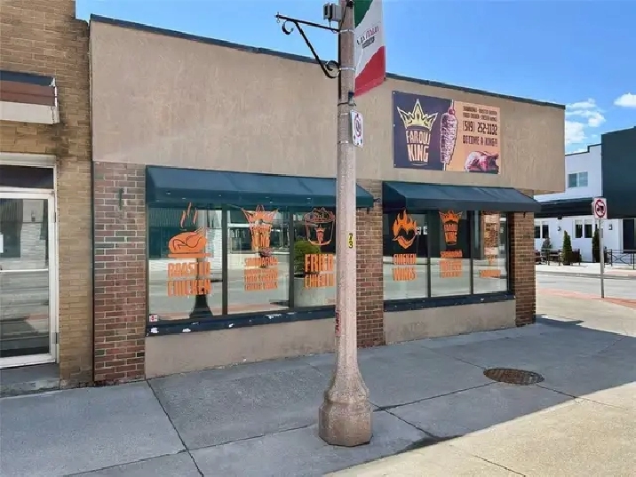 Rare Turn-Key Restaurant Opportunity in Windsor851 Erie St
