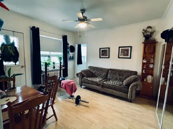 BEAU 3 1/2 AU COEUR DE BEDFORD!