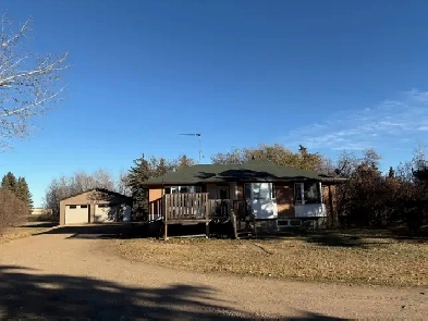 Acerage For Sale! 5 Beds, 2 Baths