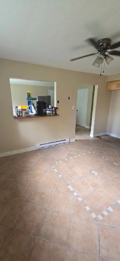 Large 3 bedroom apt for rent