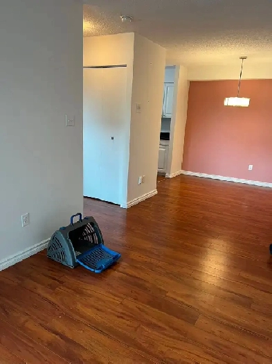 Apartment rent -658 Kenaston Blvd, Winnipeg