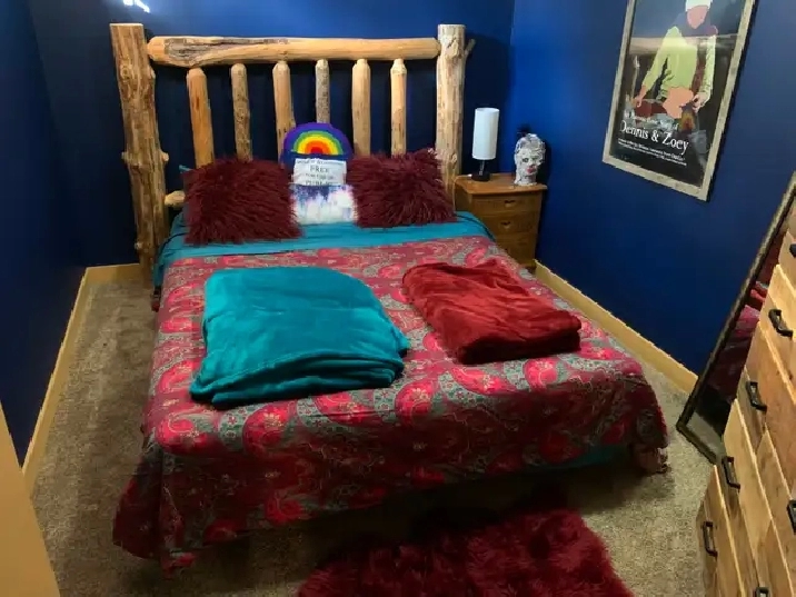 ROOM FOR RENT