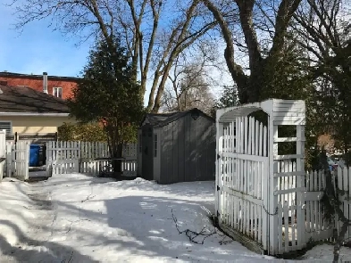 Condo à Limoilou 6 1/2 meublé, avec terrasse, cour, stationnemen