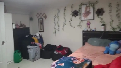 Private room for  Girls $450 for Malton(L4T 1M3)-647 534 3990