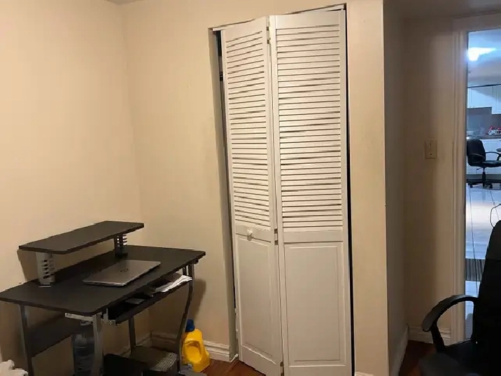 room for rent