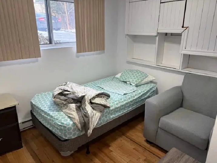 Chambre Meublée à Louer – Tout Inclus – Laval (Vimont) – appart