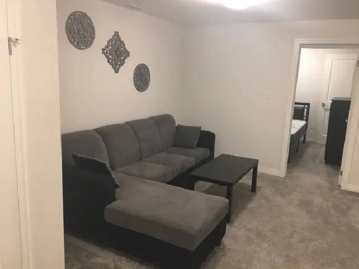 PRIVATE ROOM AND BATHFOR RENT- ST THOMAS - FANSHAWE COLLEGE