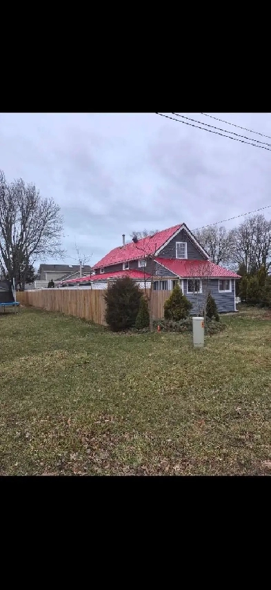 1057 oak ave house for sale Kingsville ,Ontario