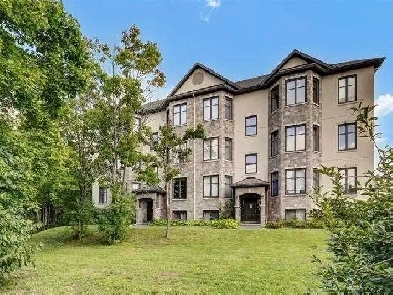 UPGRADED LOWER LEVEL 2 BEDROOM TERRACE HOME IN AYLMER/GATINEAU