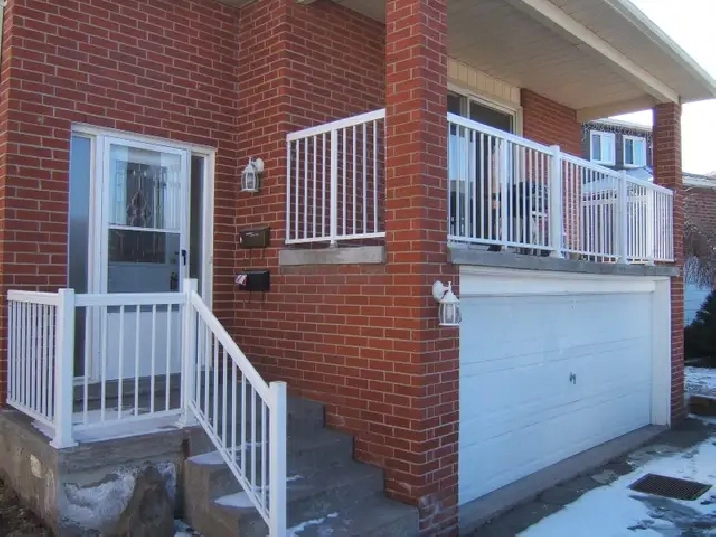 Square One Private Room - Must See!!