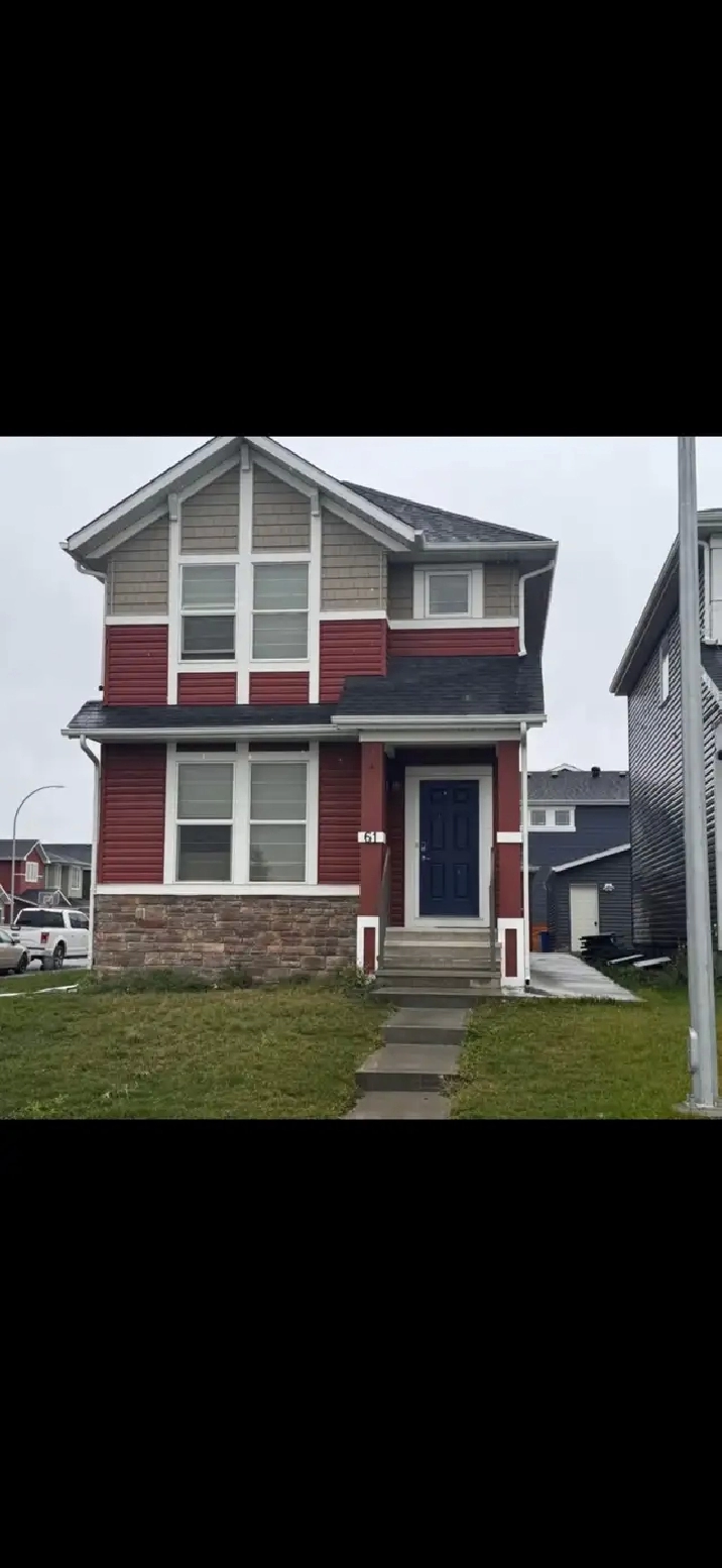 2 Room basement suite -$1000