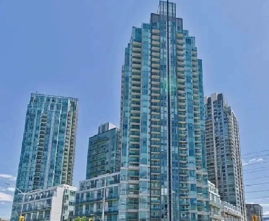 Rare 1 1 bedroom plus 2 bath condo for rent at Square One !