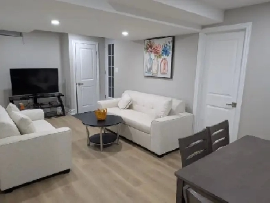 Furnished Private Room for Rent in Mississauga near Square one