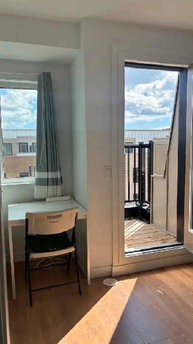 (FEMALE TENANTS ONLY) Brand-New Townhouse — ~30 min to Eglinton