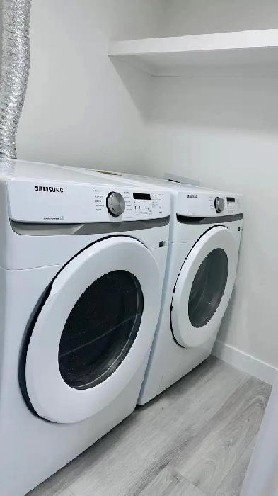 brand new 2 bedroom Besment for rent