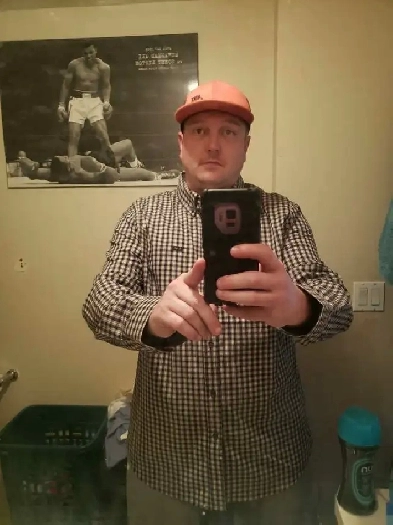 Single man looking for a woman to life with