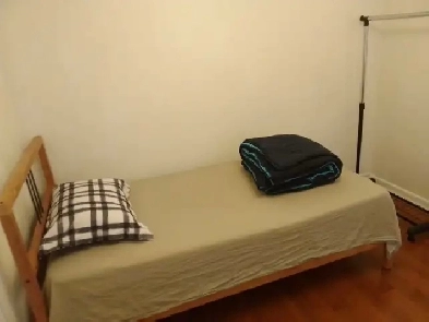 Private room for rent: $40 per night